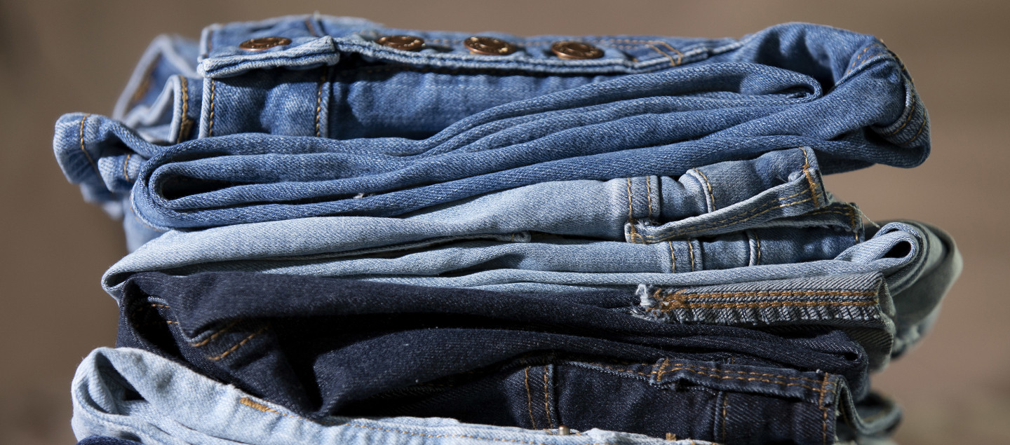 UGA scientists find eco-friendly way to dye blue jeans - New Materials ...